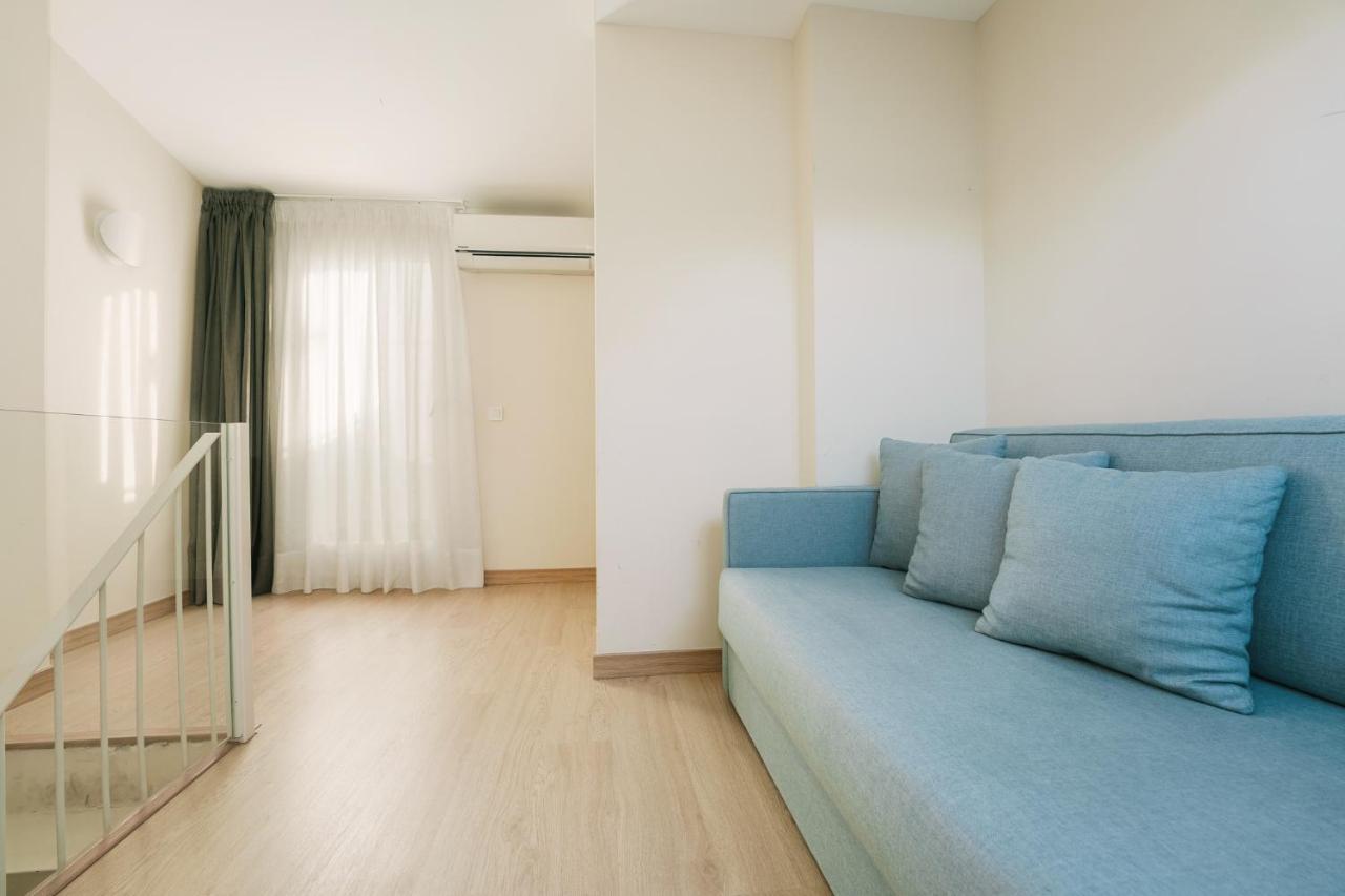 Debambu Atarazanas Aparthotel Málaga Eksteriør bilde